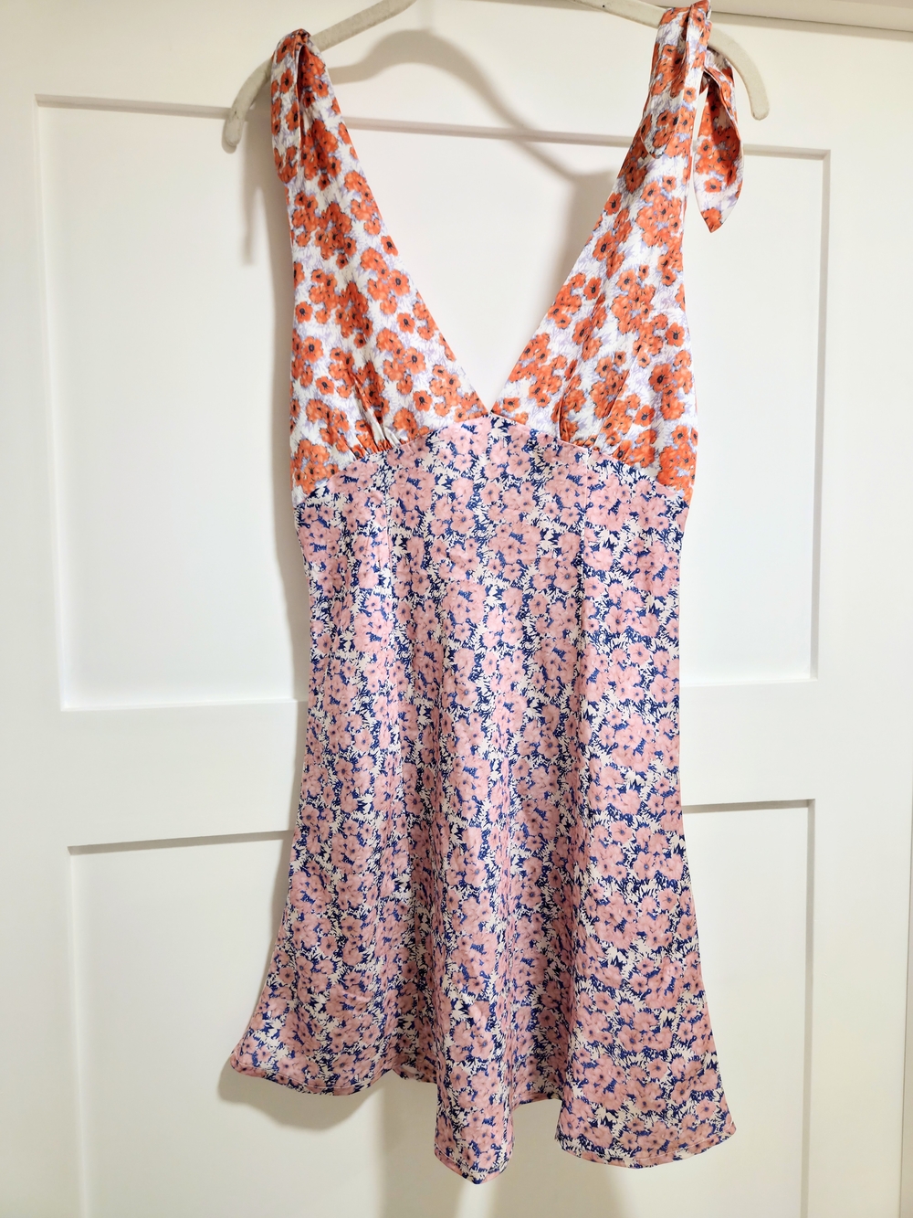 VRG GRL Mixed Floral Bias Cut Mini Dress Satin Coquette Summer Sun Dress Size 8